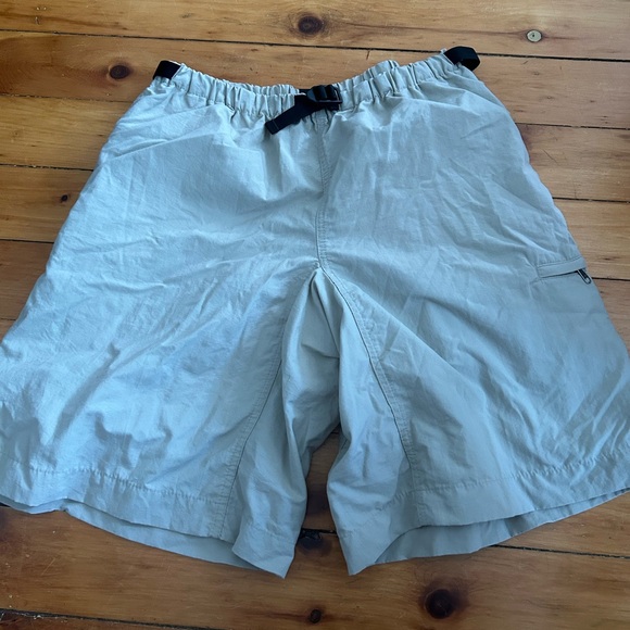 ☀️3/$25 Patagonia vintage hiking shorts men’s tan medium - Picture 1 of 6